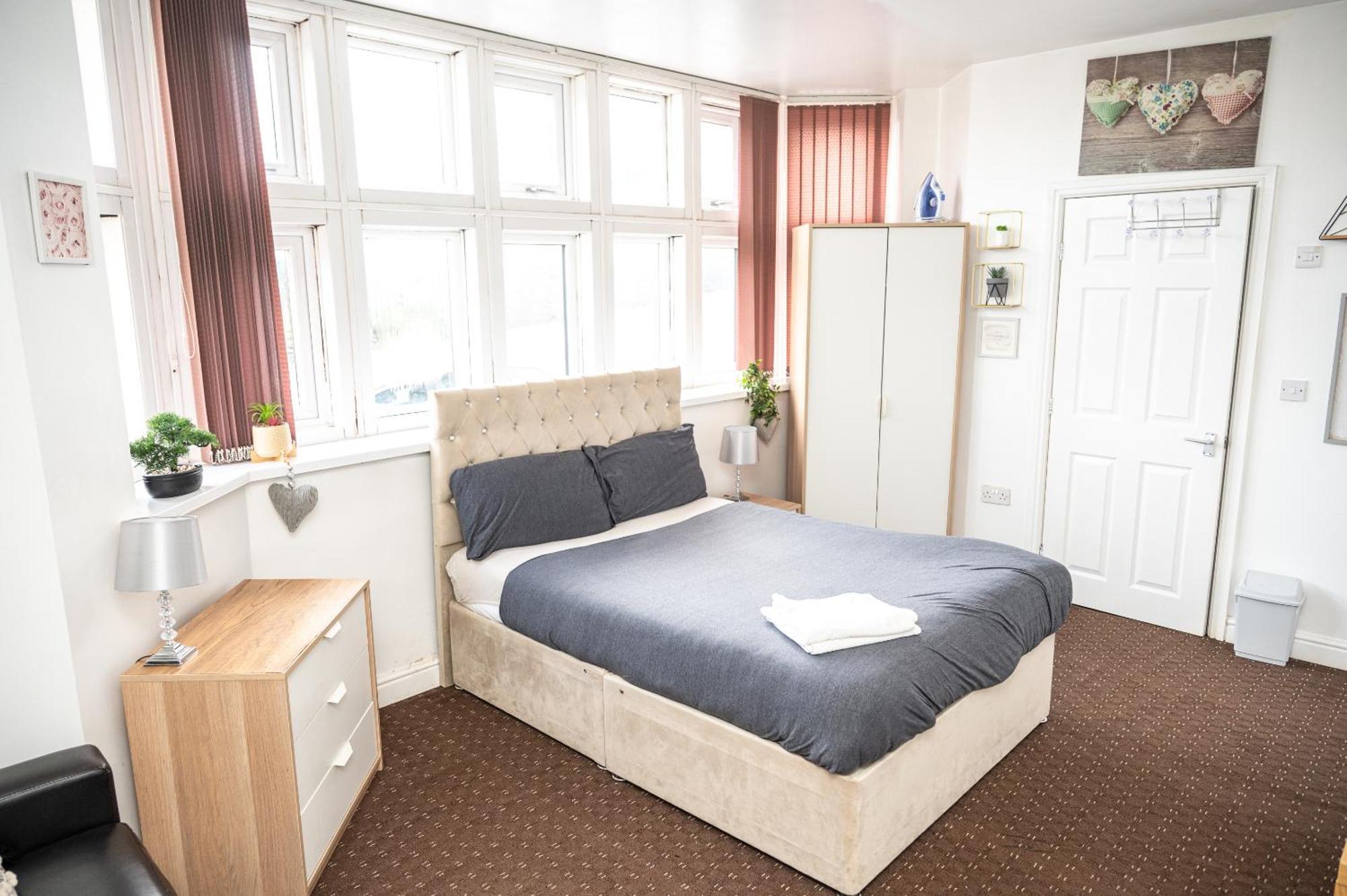 הודרספילד Bvapartments Deighton מראה חיצוני תמונה